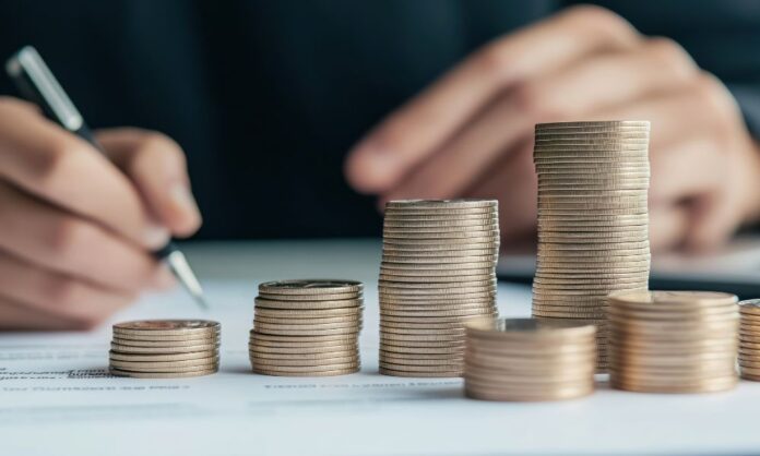 Court blocks Lindberg's bid to ease grip on $1.2B insurer empire