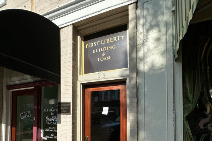 Son of Ponzi-Accused Georgia Building & Loan Founder Now an Insurance Agent