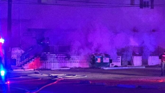 Colorado Springs firefighters knock down structure fire at abandoned building