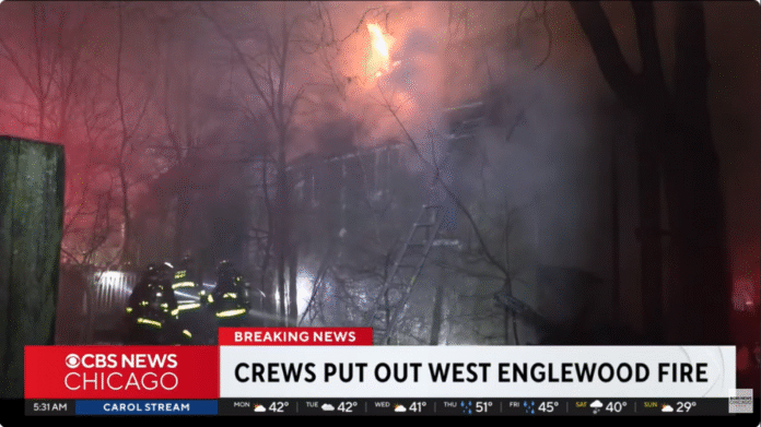 Fire breaks out in Chicago's West Englewood neighborhood
