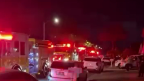 Firefighters extinguish garage fire at an Ewa Beach house