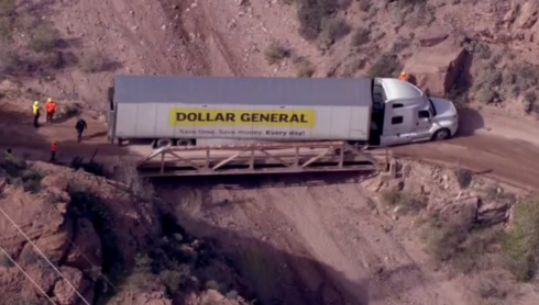 Stuck semi forced 2-day closure on Arizona’s historic Apache Trail highway in Maricopa County