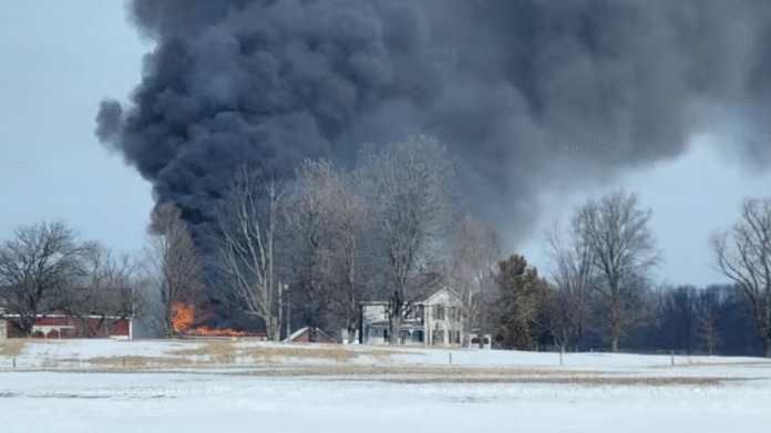 Bellevue Fire extinguishes garage fire, saves adjacent barn