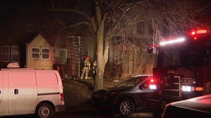 Omaha firefighters declare brief mayday at vacant house fire