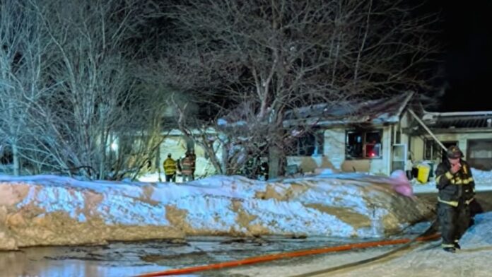 Oswego County fire chiefs rescue couple from burning home in Richland