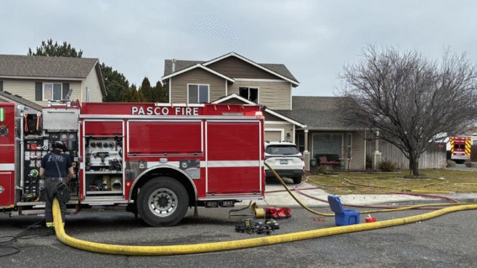 Pasco house fire forces residents to evacuate, injures one resident