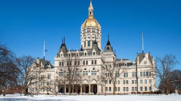 Conn. lawmakers repeal single-stairwell apartment building code change amid opposition from fire service