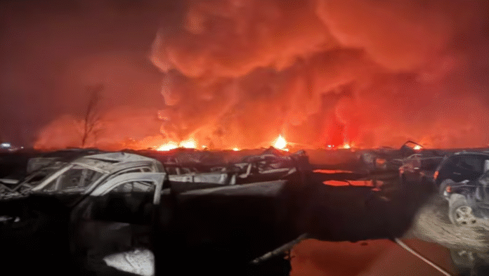 Roadway reopens after fire at Georgia salvage yard burns 500+ vehicles