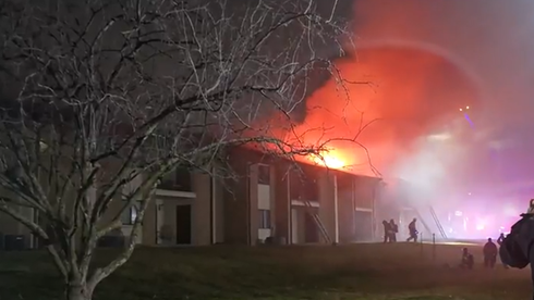 Springfield apartment fire sends 3 people to the hospital