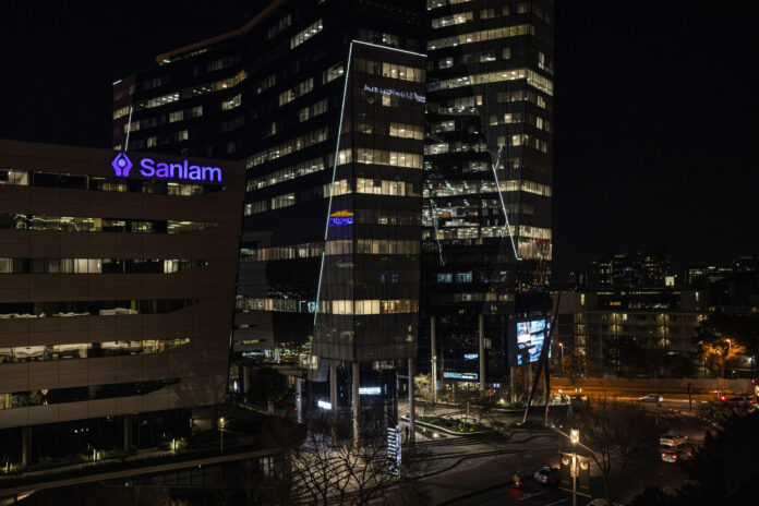 Top Africa Insurer Sanlam Flags ‘Massive’ Risks From Iran War
