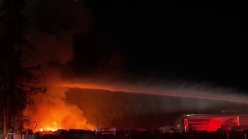 VIDEO: Crews contain fire involving large tires, vegetation in San Jose