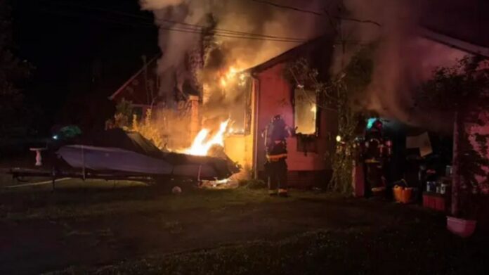 Fire leaves Knoxville home a 'total loss'