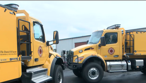 Foundation donates 2 new ‘Big Dog’ fire trucks to Maui Fire Department