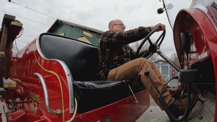 'It’s Americana': Connecticut's fire engine and motorcoach museum offers a ride back in time