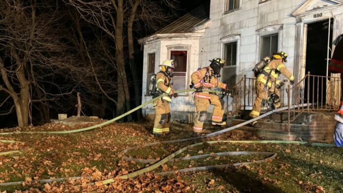 Paying volunteer firefighters: Fire service weighs in