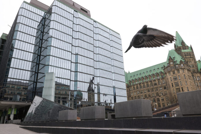 Bank of Canada Sees AI as Possible Boost to Country’s Ailing Productivity