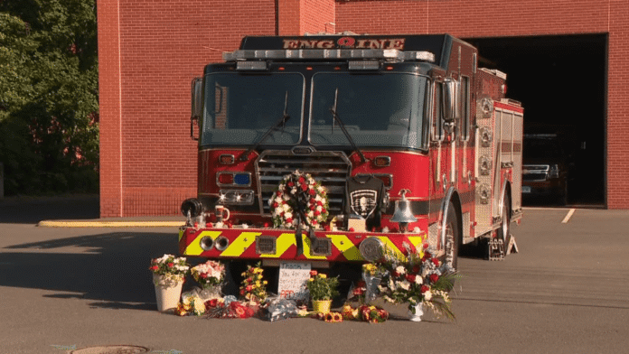 Connecticut governor directs flags to half-staff in honor of National Fallen Firefighters Memorial Service
