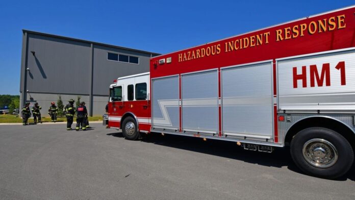 Explosion rocks Tennessee manufacturing plant, sending worker to burn center