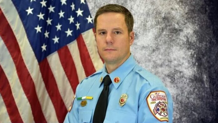 Gulfport firefighter lieutenant retires after 18 years of service
