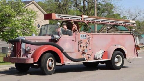 Historic fire truck ‘Maude’ roars back to life in Tennessee