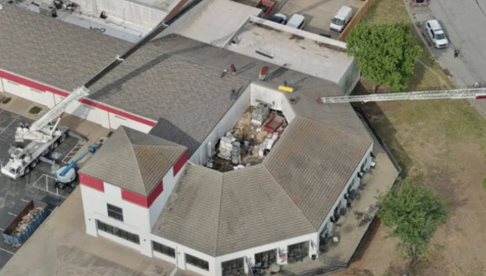 Tulsa firefighters rescue man from roof at construction site